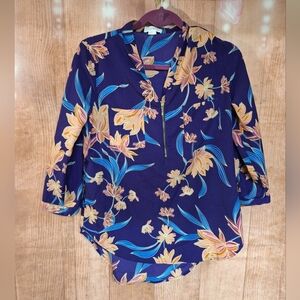 JACLYN SMITH SIZE SMALL BLUE BLOUSE